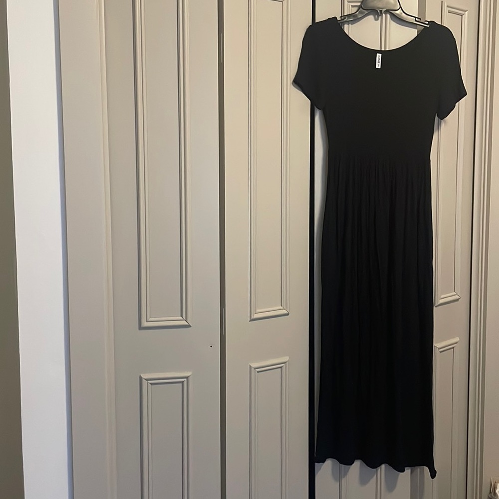 long black t-shirt dress worn once size small